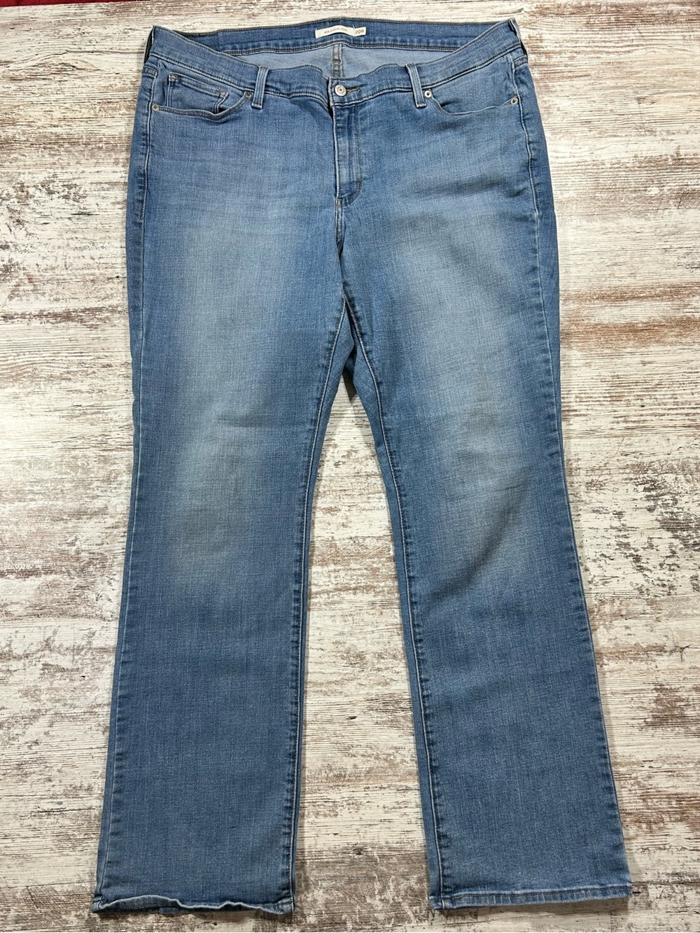 Women’s Levi’s 415 Classic Boot Cut jeans size 20W Long Tall EUC
